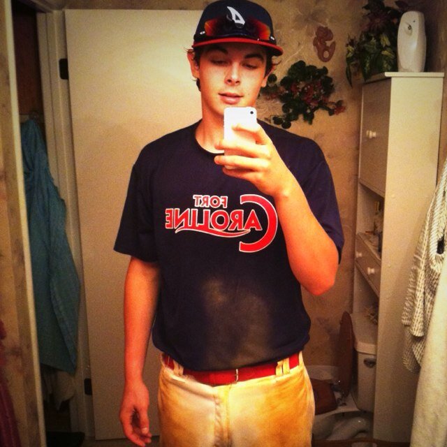 Official_BMillz's profile picture. Baseball is my life.⚾ Catchergrind Sandalwood Saint