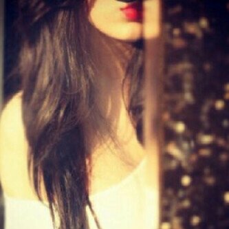 ﺎﻋﯾش ﺟو ﺎﻟملوک و ﺎلراس ﻣرﻓوع ﯾﺑﻗىى ﻋﻟى وضـﻋهہ و ﻣﺣدن ﯾهزهہ ..♥