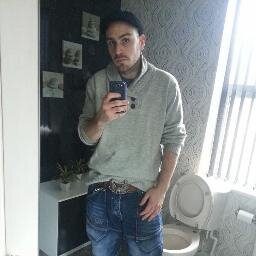 Mr_NiceGuy19's profile picture. 