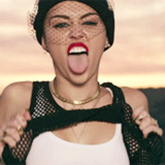 hello guys! this page is for team: @MileyCyrusBz- Love Miley Ray Cyrus.
