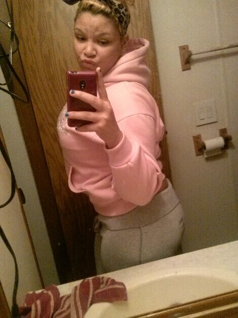 Sixteen, Single, Sophmore, Sexy(;
