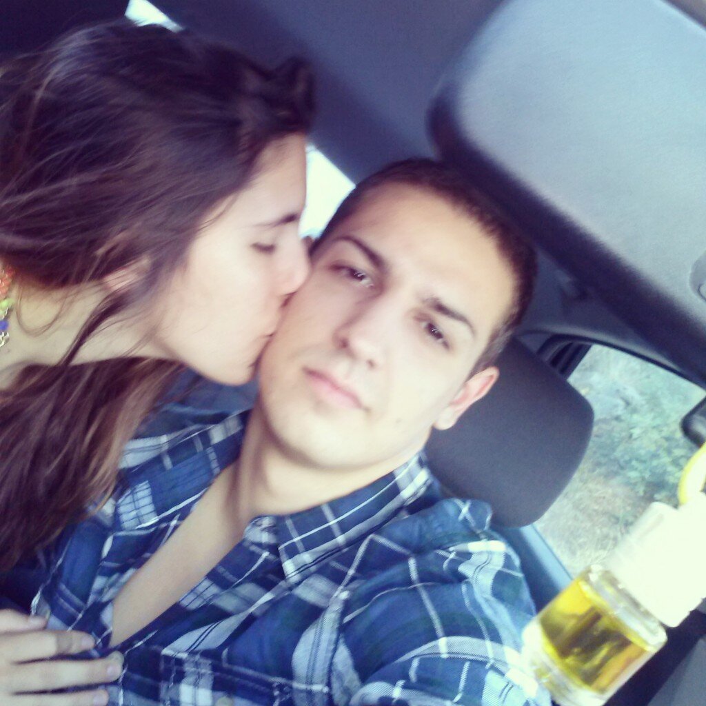 tania20S's profile picture. Todo tiene un orden y una logica dentro de esta cabezita loca.