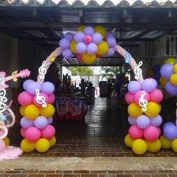 Somos una agencia de festejos dedicados a prestar servicios de alta calidad. Contáctanos