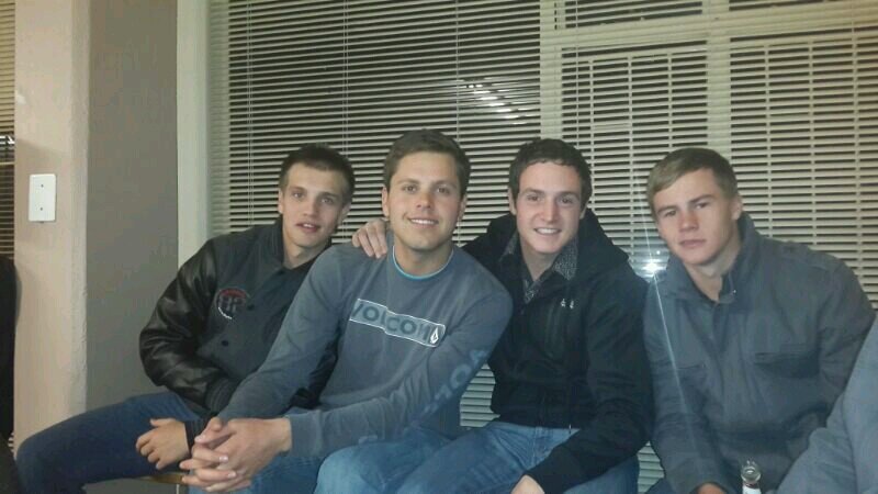 Mynhardt8's profile picture. 