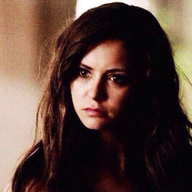 HumanKatheriine's profile picture. 18. Humana otra vez. ¿Acaso tienes idea de lo que es correr en tacones? Por favor Soy Katherine Pierce, soy una superviviente.
[#RolLibre]