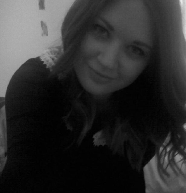 Art graduate with a love of all things craft, decorative, fashion, and fine art. Check out my website for more information.