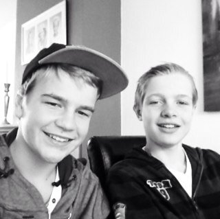 scott me lieve broer. 
 x @xleijdekkers