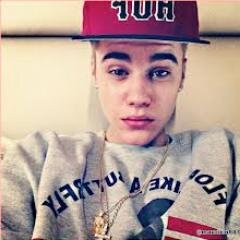 Sou Belieber com orgulho e se vc quiser criticar pode criticar pq sua opinião é um lixo pra mim...