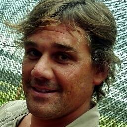 Hijo, Hermano, Padre y Amigo; Cuyano por definición, apasionado por la patria y la vida democrática!