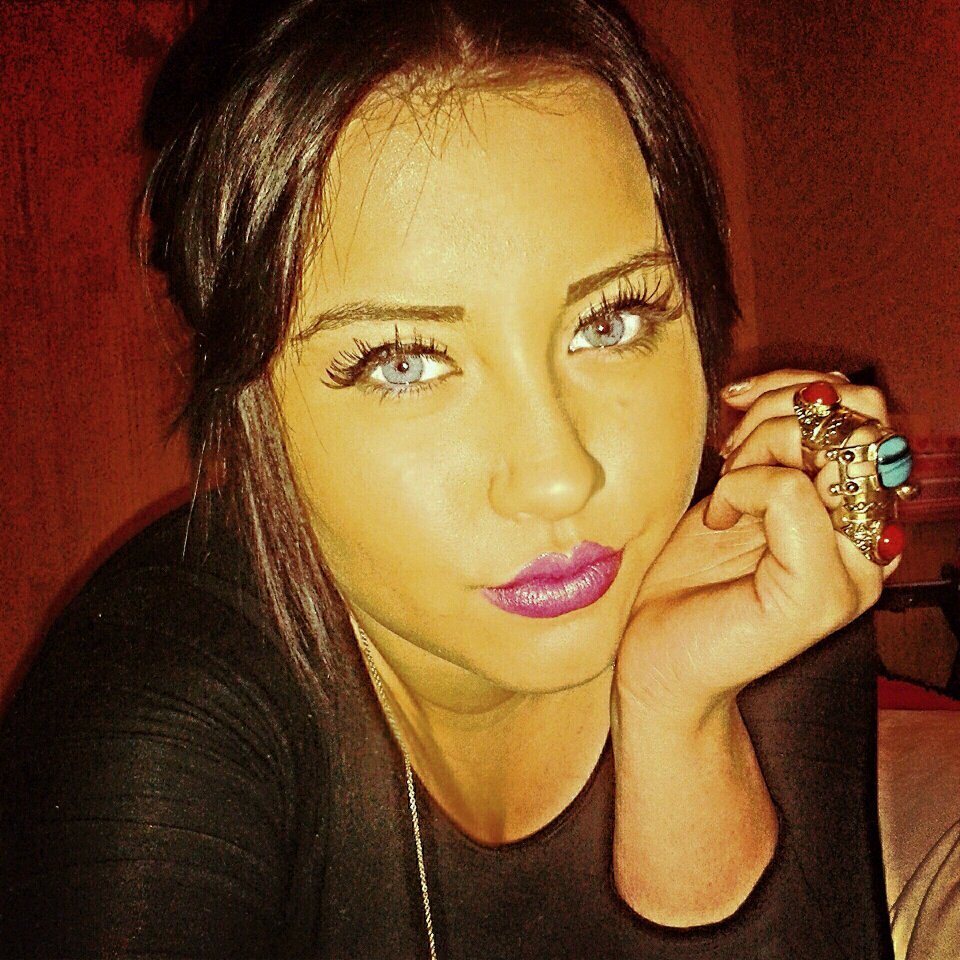 beckareynolds's profile picture. 