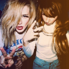 «As melhores e mais belas coisas do mundo não podem ser vistas nem tocadas, mas o coração as sente»♥♥♥♥ ✌ ✌