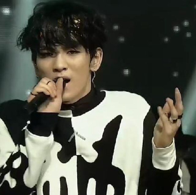 ♚ VRP @FapSC_RP ♚ Student ♚ SHINee's Kim KiBeom ♚ September 23, 1991 ♚ Masochist
