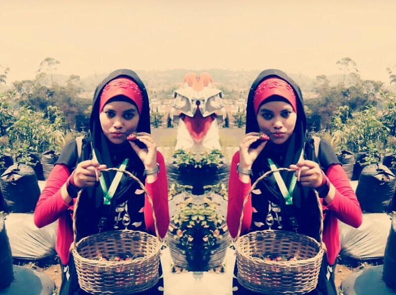 hijab i'm in Love ♥♥ | Hala Madrid \(´▽`)/  |