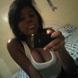 lesasomi's profile picture. Cuando se ama de verdad, se ama con el corazón y no con los ojos... 3