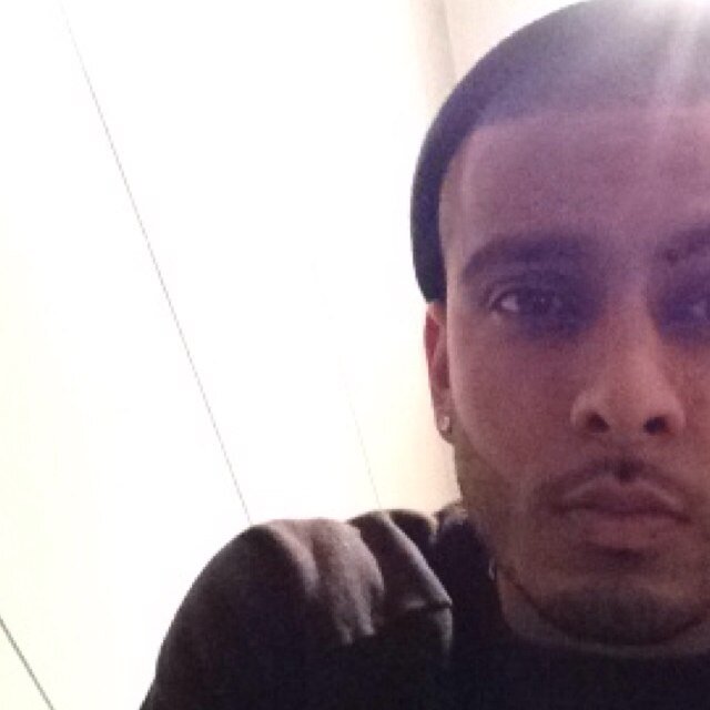Music Producer.. CEO - Mobile Barber (Leicester) KIK 4 info. 23, UK Instagram: prieshva Kik/snapchat: prieshva Fb: priesh va 
shout me if needed!