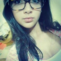 Dias melhores virão, e piores também. Assim é a vida: um dia chorando, o outro sorrindo.

SEGUE EU ? *-*