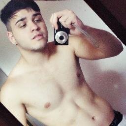 → Euu queroo.
Euu PossO.
Euu coonsiigO ←