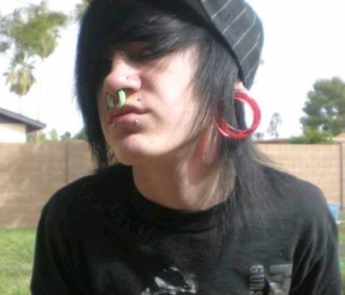 DropxDeadxBraxt's profile picture. First thing first…My name is Braxton (: I’m old enough…I’m pretty sweet and chill…unless you piss me off. Google me Braxton Hazard to find all my social