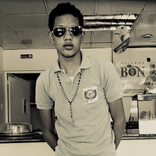 ~Mii Name: Yeury Bazan Mii #Coro: #Betiiuz_FamiilY. Nosotros Somos #Jevitos Pero No No La #Damo0!! Soy de La #Familia_Callejera!!