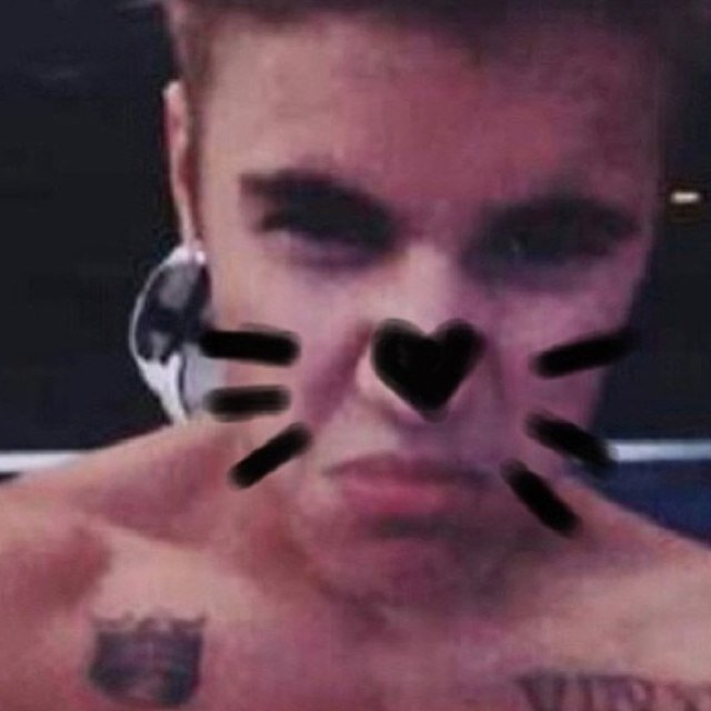 You wanna know whos perfect? Dont bother reading the first word. Cause its Justin Bieber❣
