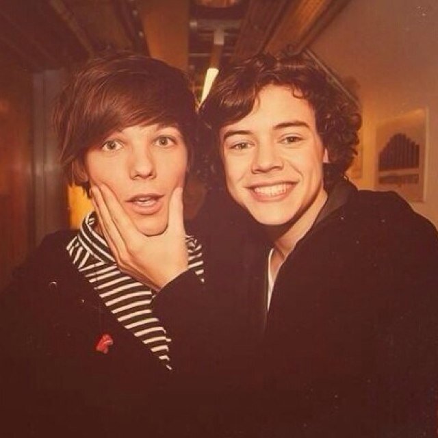 FOLLOW @alohalarry @alohalarry @alohalarry and @snapbacklirry @snapbacklirry @snapbacklirry