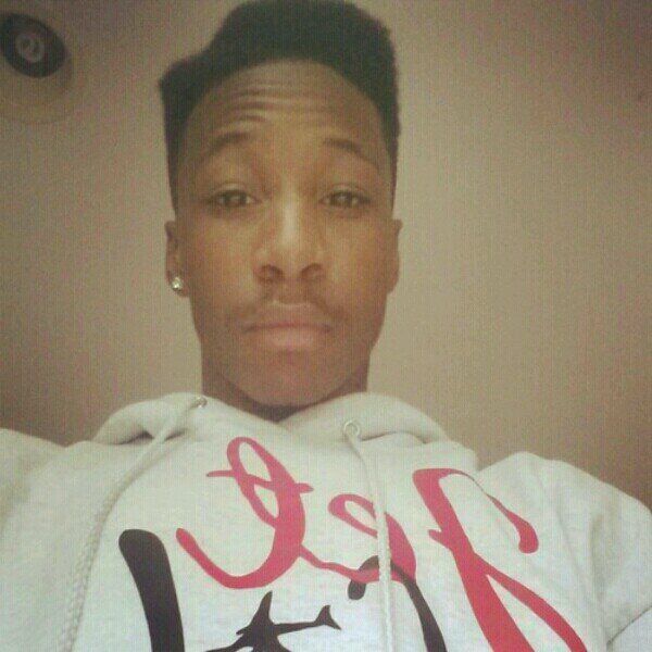 YTS (Young Trend Settas) Fuck yall hoes I'm chasing paper.