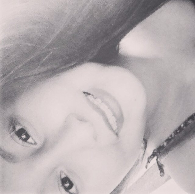 I love you @onedirection and @justinbieber obvio mi princesita @taylorswift13 Instagram:Karinaluza