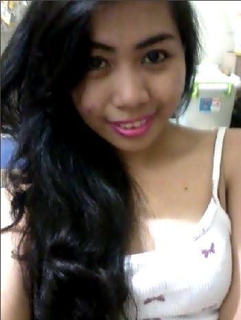 AnzaAiza's profile picture. I am sorry i can't tell.