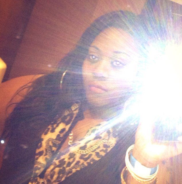 Ima young, black, independant female wrkin real hard an makin da most outta life. U neva no wats gna happen 2mrw so live each day lik its ur last....xXxXx