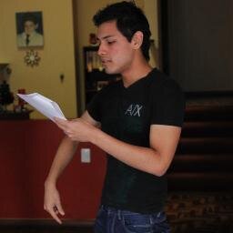 PietroVA93's profile picture. Los colores  emanados son depende de nuestro animo y escencia :)