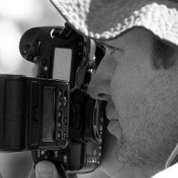 Happily married father who follows the light with his cameras around Africa. Official DHL Stormers, WP and Sunshine Tour photographer.All photo taken by me.