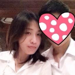 คนที่เธอรอ คงอีกไม่ช้าก็มาอยู่ข้างเธอ
คนที่รอเธอ มีเวลาเหลือแค่ไม่นานก็ต้องไป..