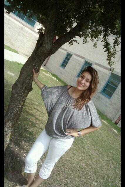 FOLLOW ME ON IG: @tatianaro94 Just a 19 year old that's taking in life one step at a time.#teamspurs