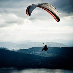 Обучение полётам на параплане в Саратове!
Парапланерная школа Sky Way
Запись на обучение по телефонам:8 929 777 04 59 Павел,
8 964 997 33 36 Максим.