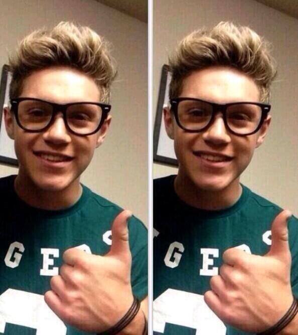 niall makes the world happy. Follow this account please @narryfluffy