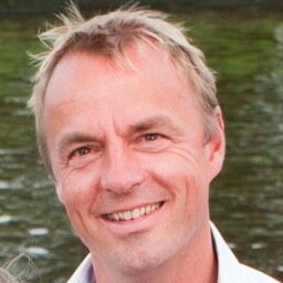 Optimist, Praktisch, Nuchtere Verzekerings-proffessional, No-Nonsense, Analytisch, Commercieel sterk, Communicatief