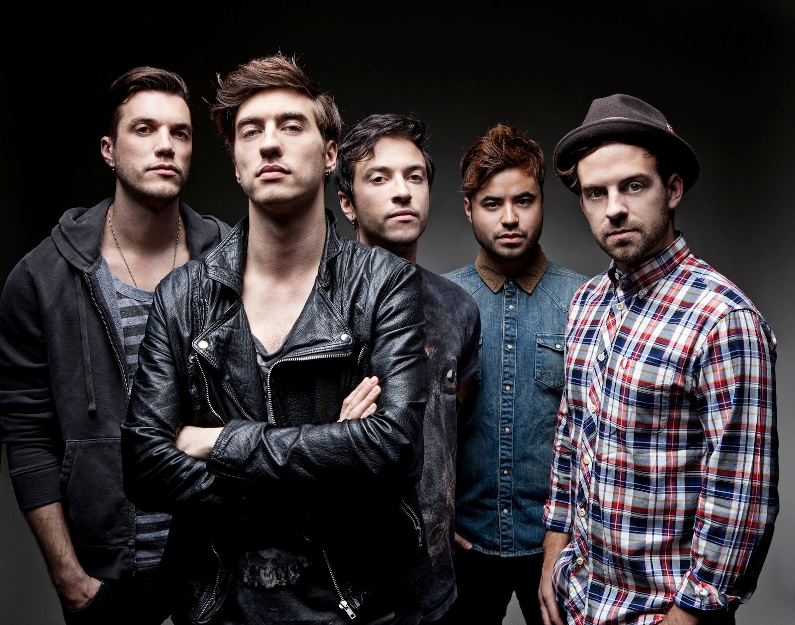 An unofficial fan page giving you news about Young Guns & just general appreciation for the band! :)