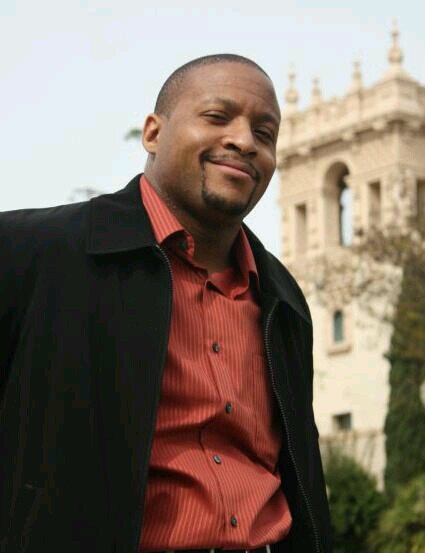 Originally from 253, now living in 619. 
Professional Martial Arts Coach specializing in BJJ, MMA, JKD

Team Dean Lister San Diego