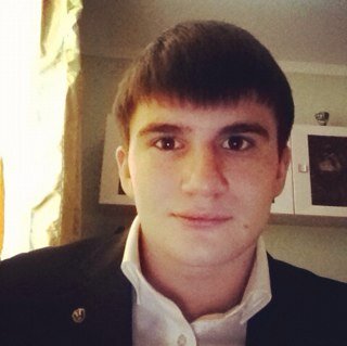 Ar4iKing's profile picture. 