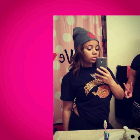 follow me on instagram @x0c0ke