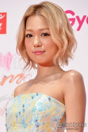 西野カナの歌が生き甲斐(高１)あと、安玉ファンですRX―8命、湾岸やってます、SAO神、SAOのキャラで一番好きなのは直葉、よかったらフォローよろしく♪