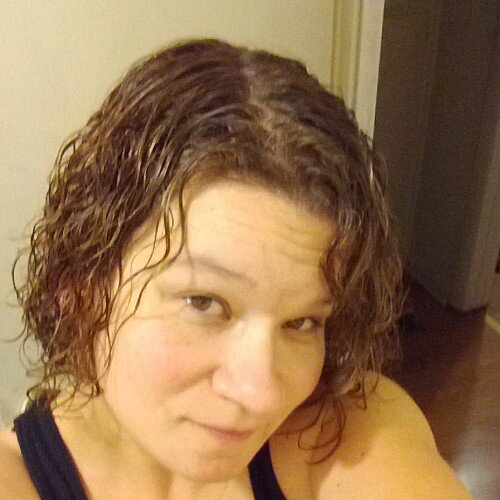 33 year old mother of a wonderful and smart little 7 year old who like her mother engrosses herself in music