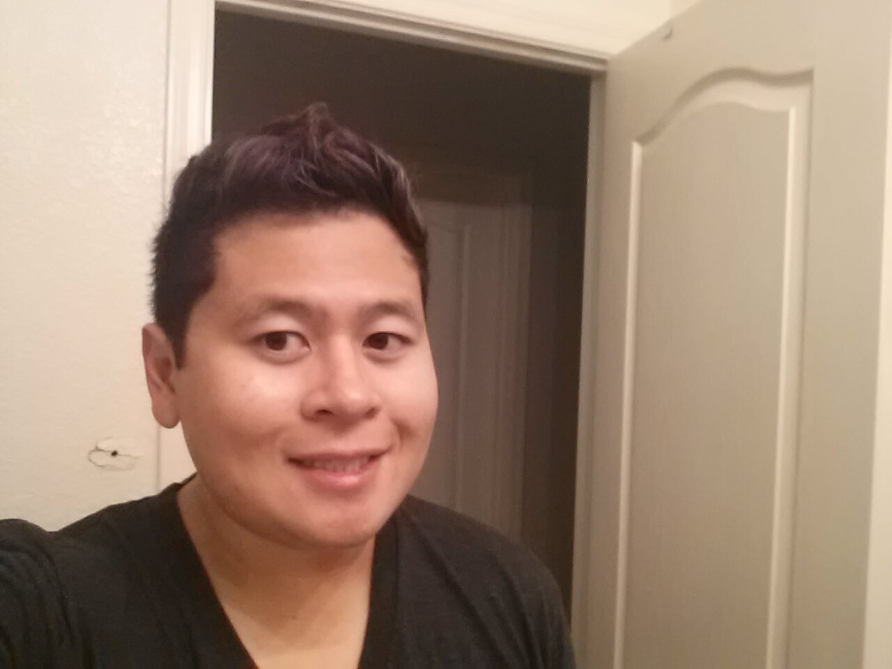 awkwardly social, eager to smile, loving to laugh, and purposely positive. Hellos always welcomed!