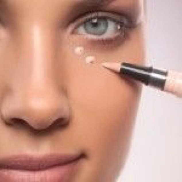 lovemaccosmetic's profile picture. 