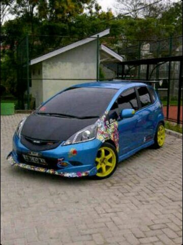 adiitiapranata's profile picture. 