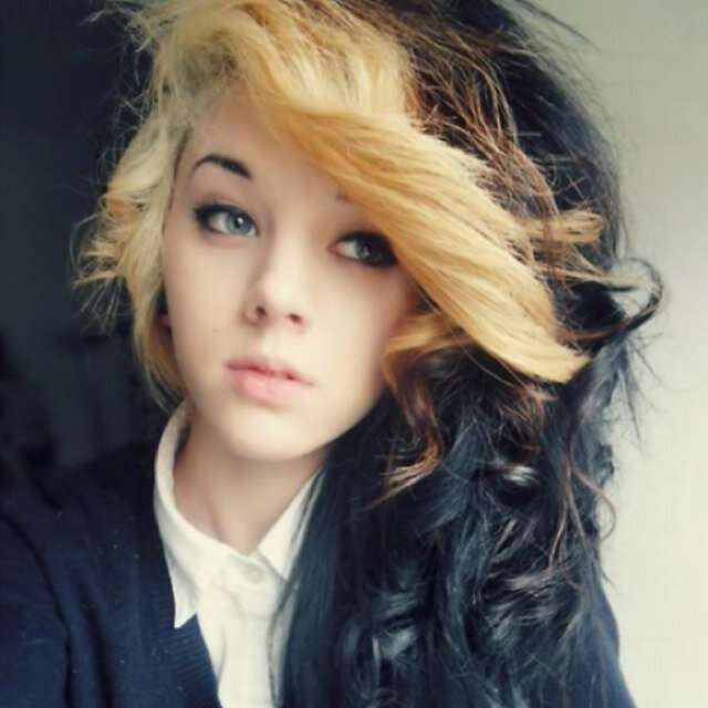 Bi single i love pokemon and black butler
Dm me i love people !!! 
Meow
