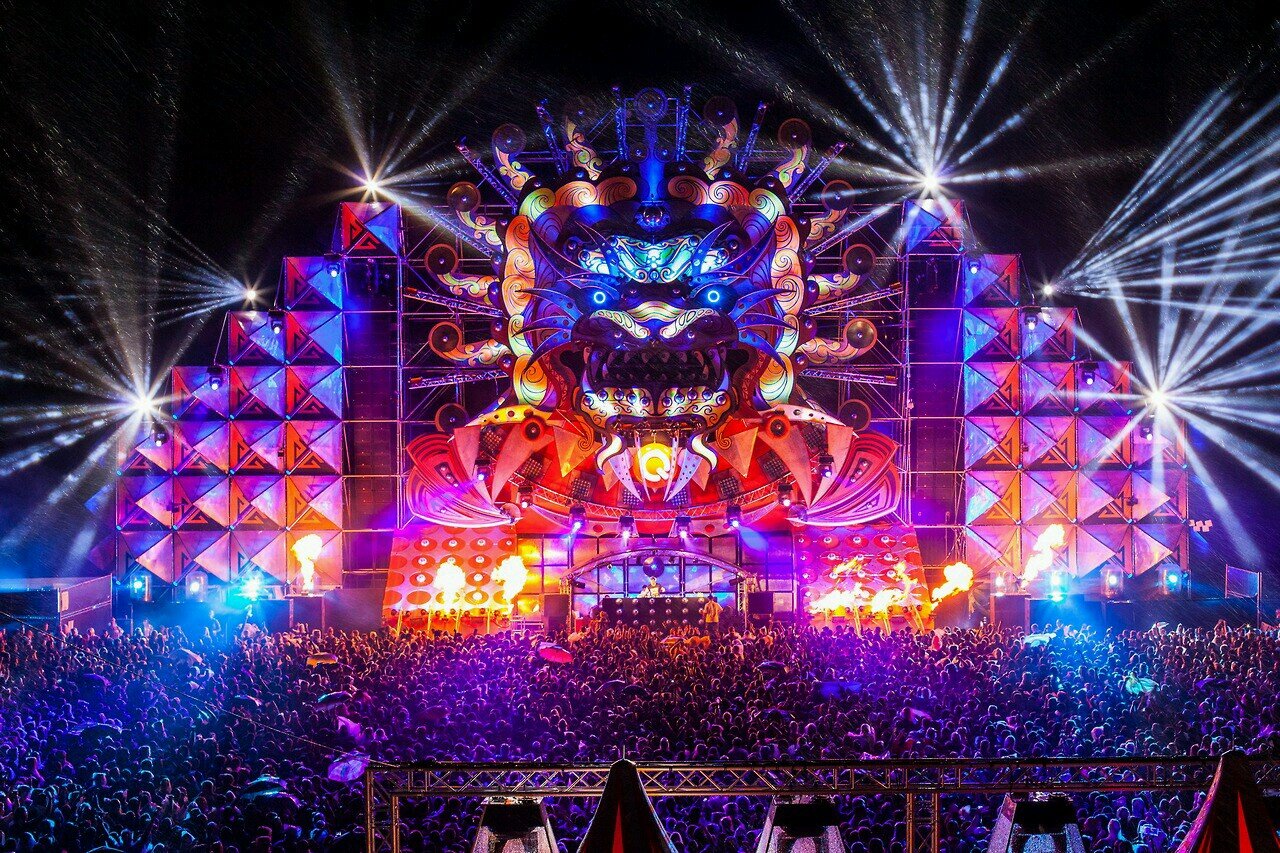 The latest info about Harddance Events (Hardstyle, Rawstyle, Hardcore), New Tracks, DJ's and more!