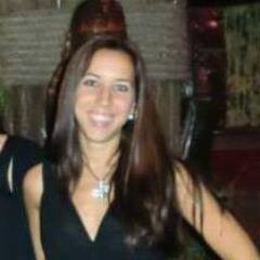 Diplomada en Infermeria i Llicenciada en Antropologia. Ex-patinadora, seguidora de l'hoquei patins i motivada de la vida.