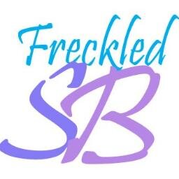 Fashion and Beauty Blogger. Makeup, Style and Fashion posts daily!