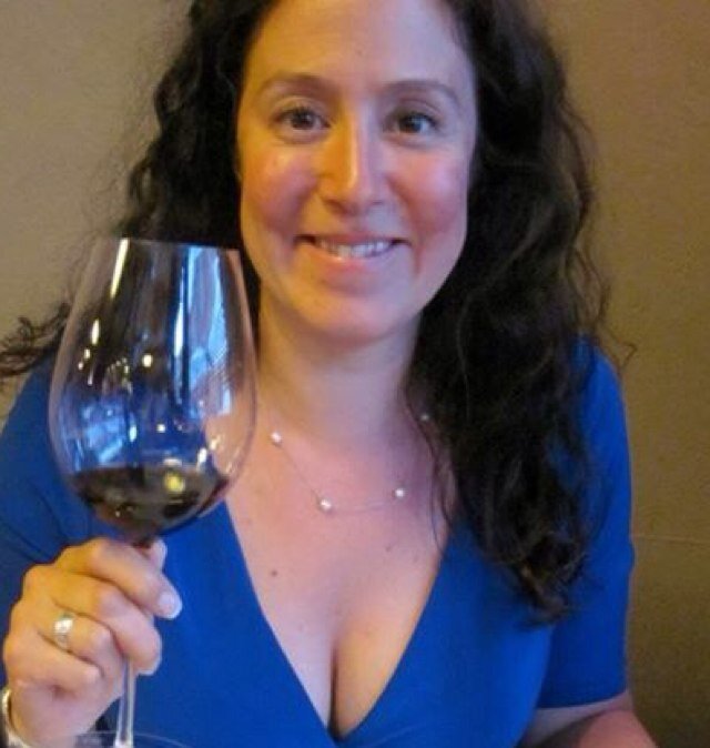 Riesling advocate, wine pro, classical music nerd, downhill mountain bike + snowsport chick, WhitecapsFC fan